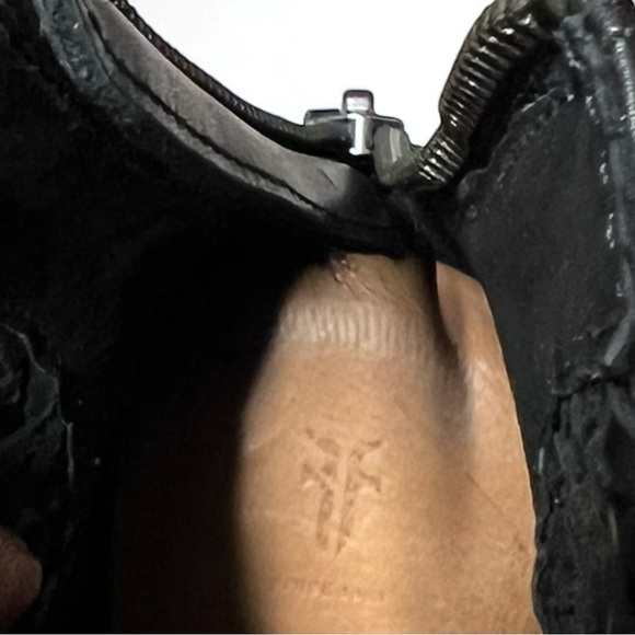 🌻 Frye Ellen Woven Black Leather Bootie | Women's Size Large - Picture 12 of 13